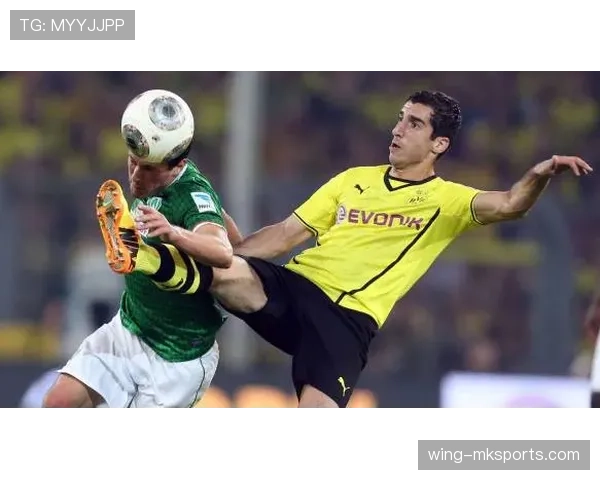 德甲豪门转会动态：新星加盟引热议，核心球员留队成焦点