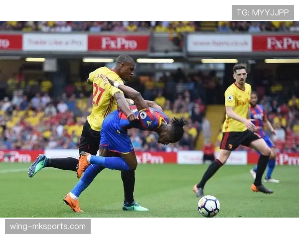 多萨里再现精彩射门引热议 球队表现强势继续高歌猛进